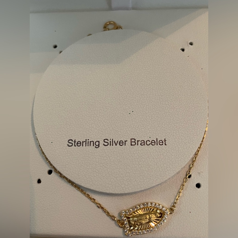 NWOT Never worn Cynthia Rowley Gold and Silver Our Lady of Guadalupe Bracelet - Picture 4 of 5